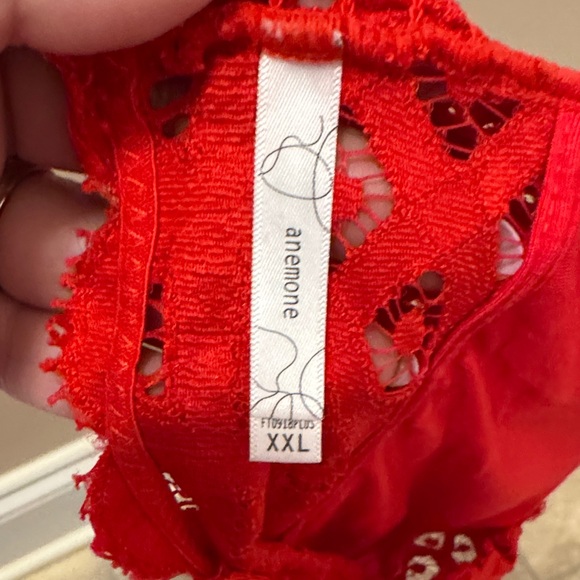 Lace Bandeau Set - Black, Gray, Red, Pink - Picture 4 of 6